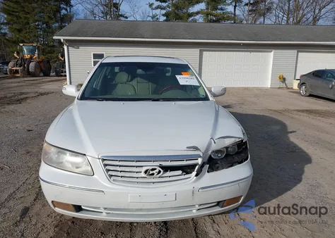 2008 Hyundai Azera Limited z USA, uszkodzony, nr VIN KMHFC46F98A257616